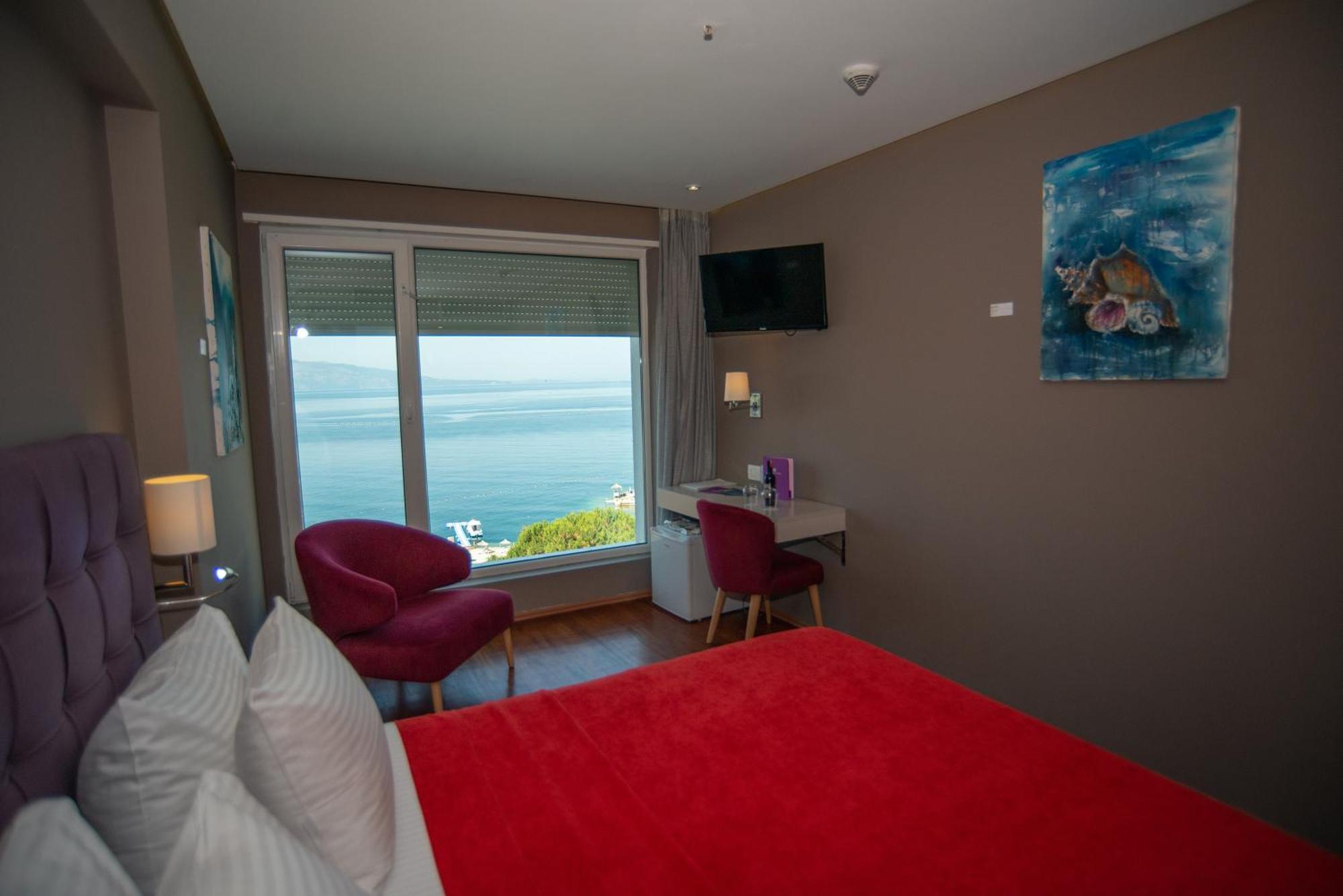 Bougainville Bay Hotel Sarandë 객실 사진