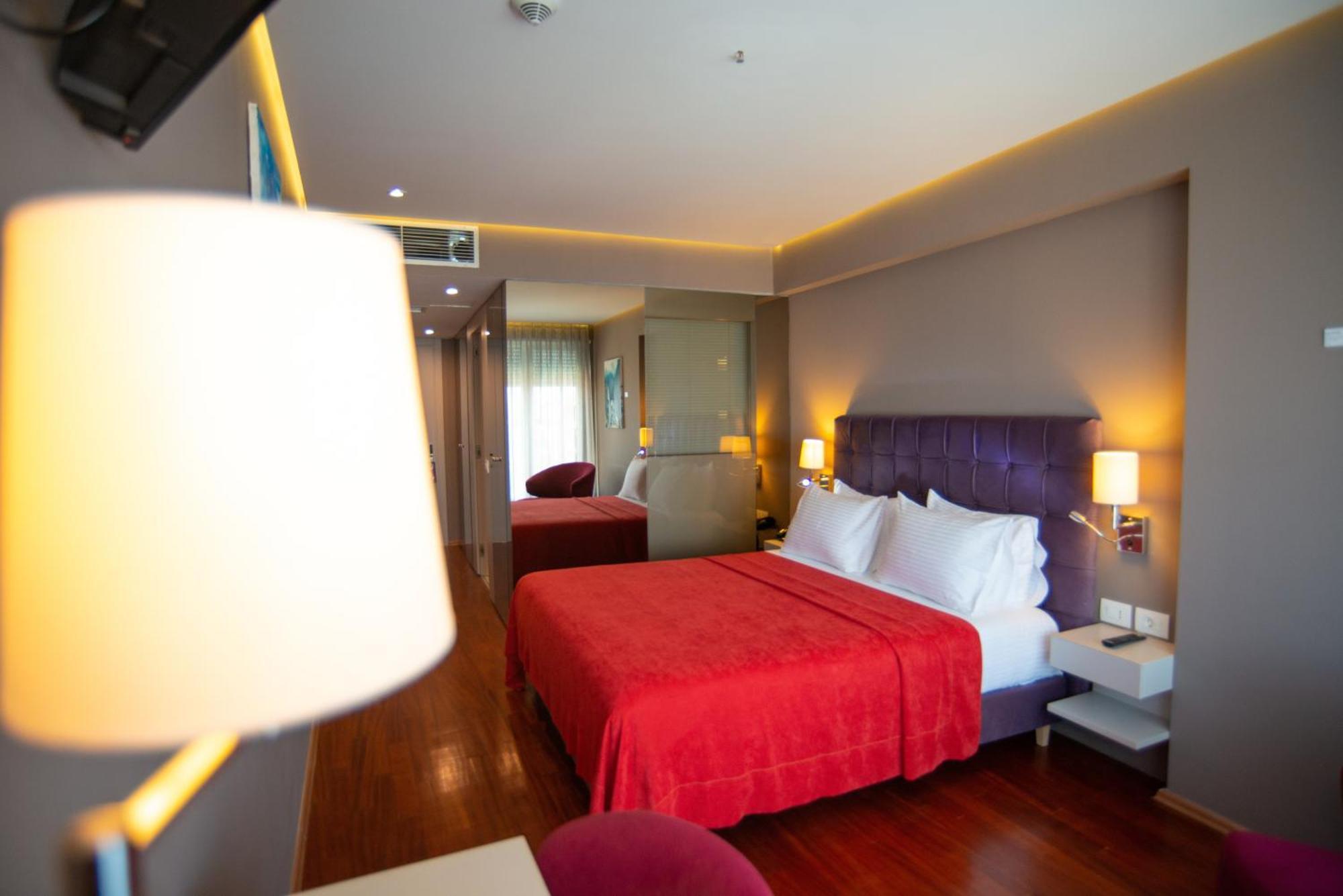 Bougainville Bay Hotel Sarandë 객실 사진