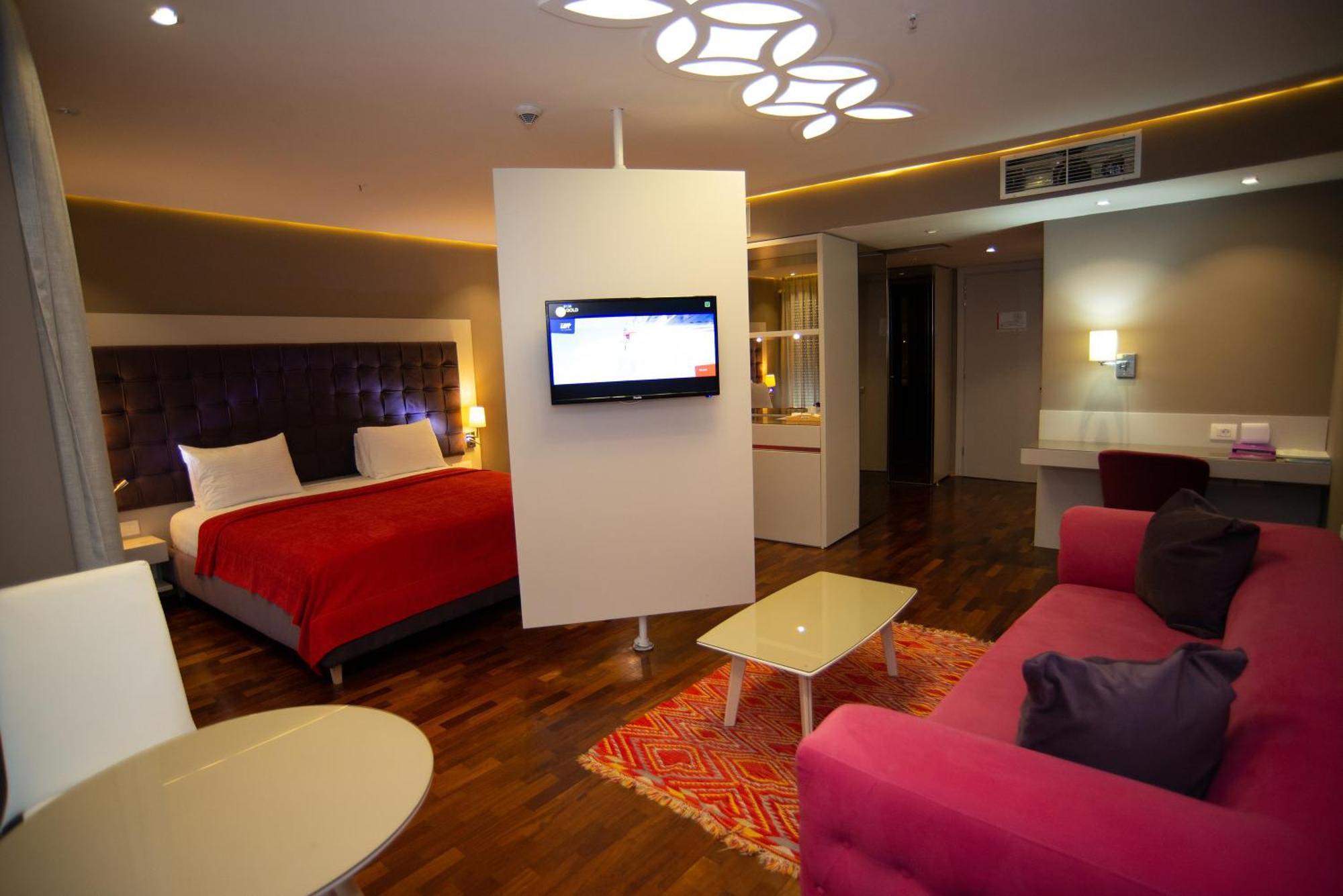 Bougainville Bay Hotel Sarandë 객실 사진