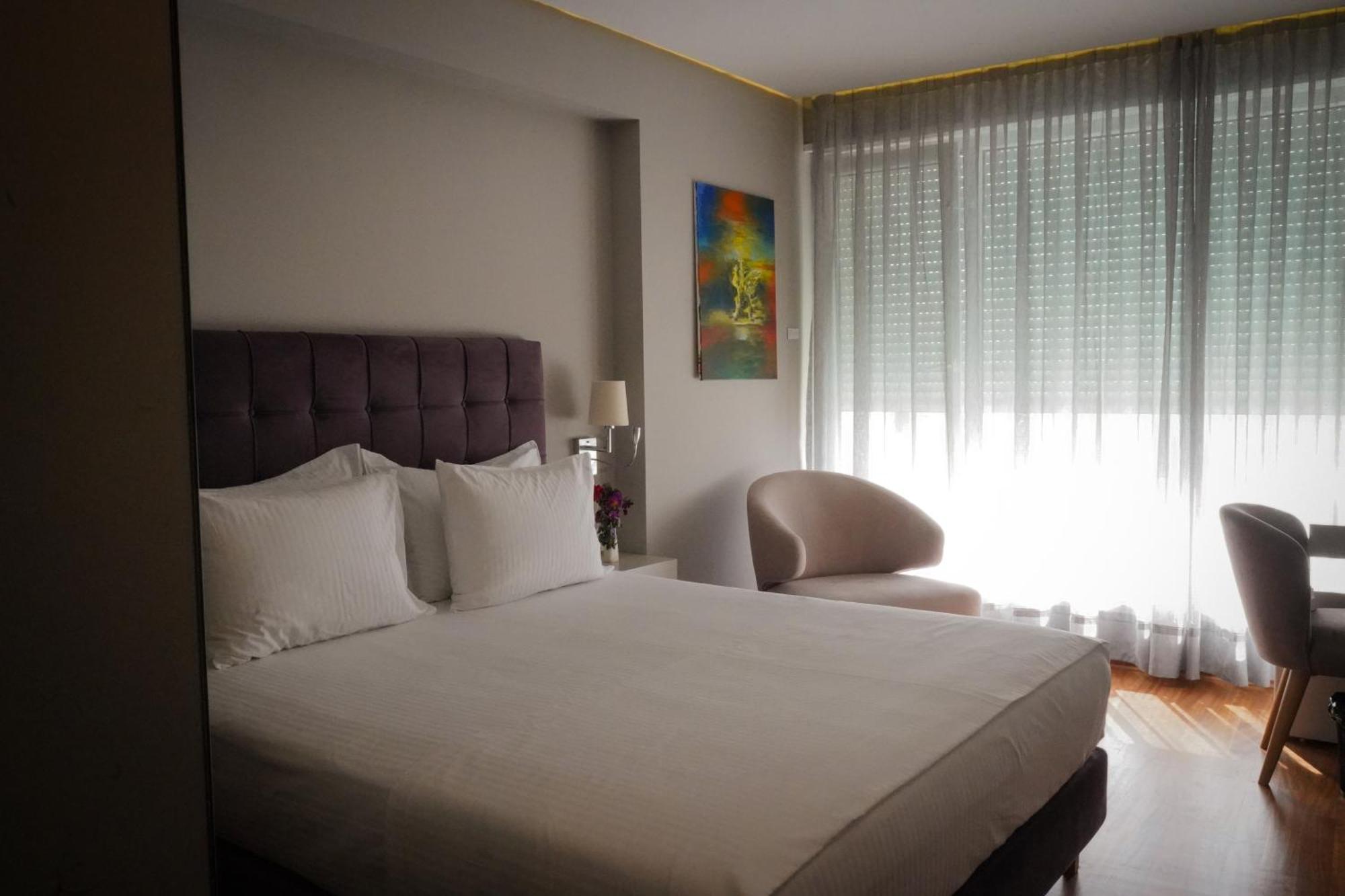 Bougainville Bay Hotel Sarandë 외부 사진