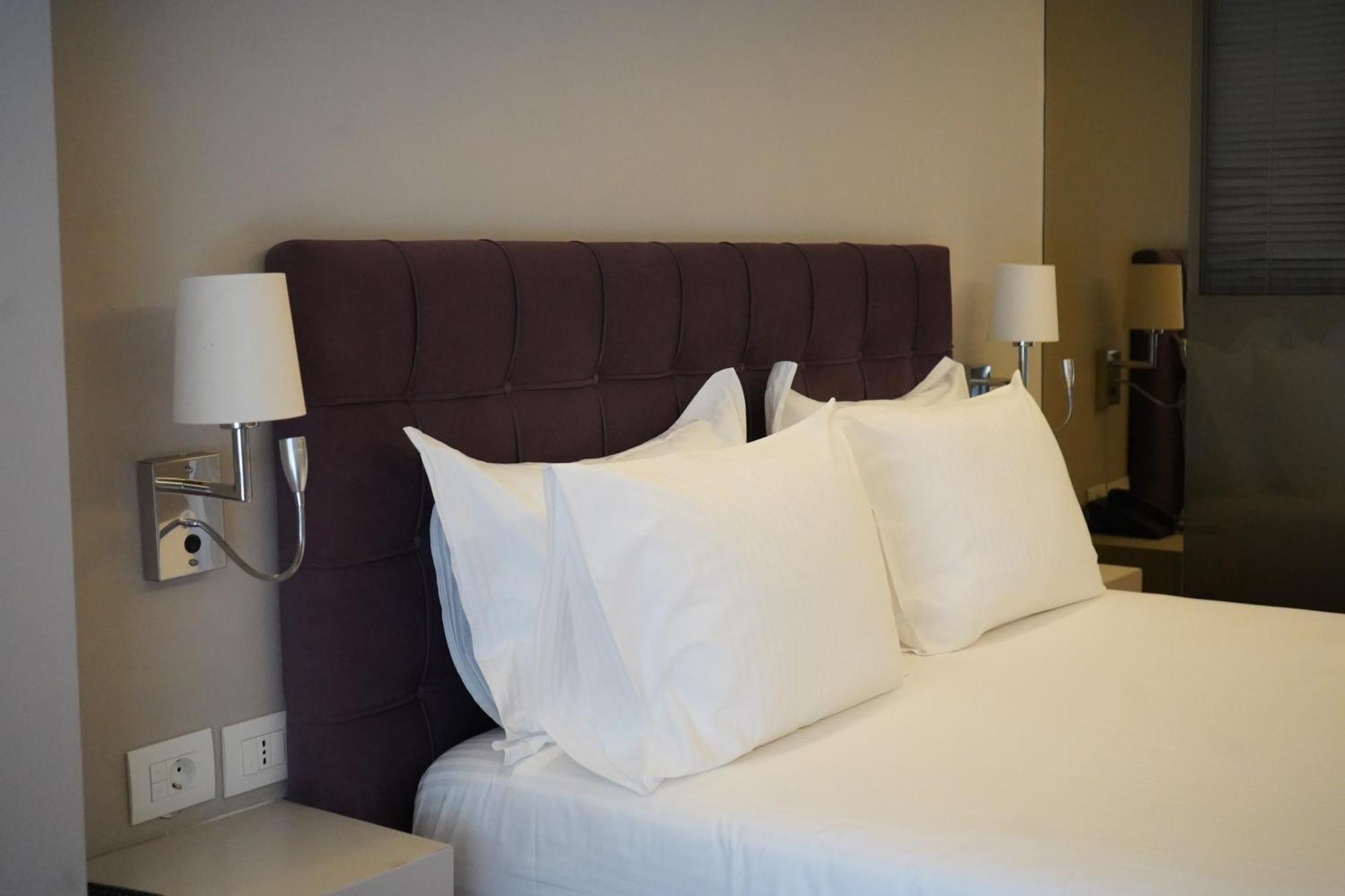 Bougainville Bay Hotel Sarandë 외부 사진